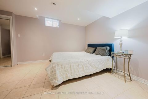 Photo 33 at 16 St Michele Place, Islington Woods, Vaughan