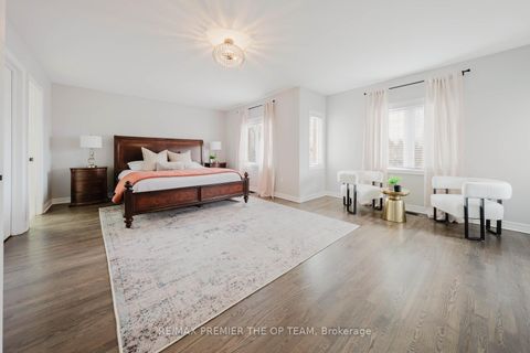 Photo 43 at 16 St Michele Place, Islington Woods, Vaughan