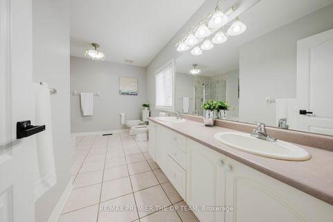 Photo 44 at 16 St Michele Place, Islington Woods, Vaughan