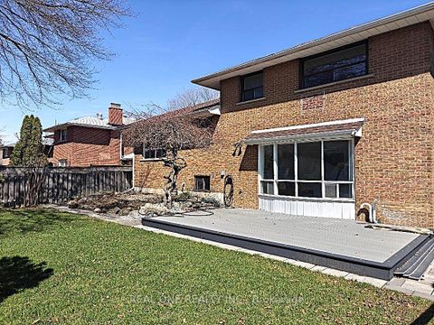 Photo 49 at 22 Kenmanor Boulevard, L'Amoreaux, Toronto