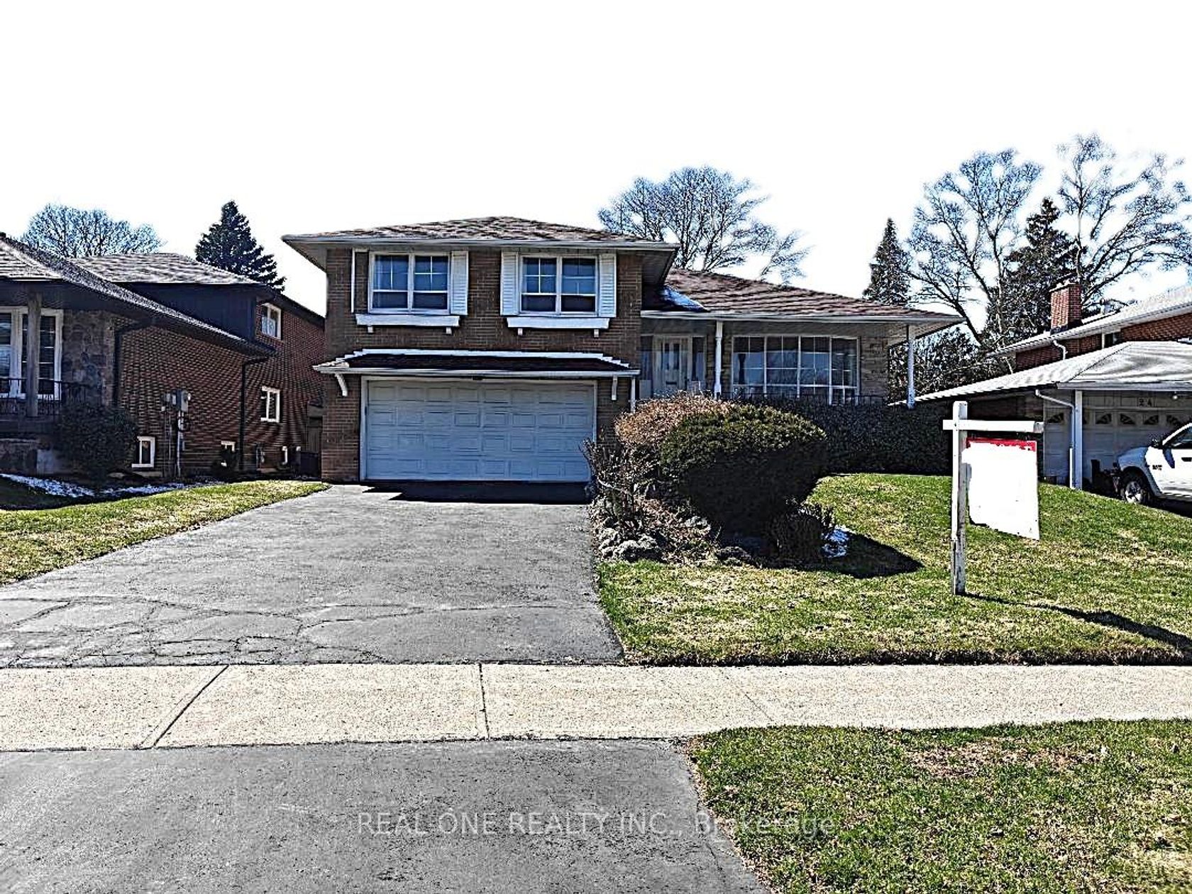 22 Kenmanor Boulevard, L'Amoreaux, Toronto 
