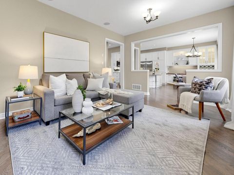 Photo 7 at 36 Canelli Heights Court, Patterson, Vaughan