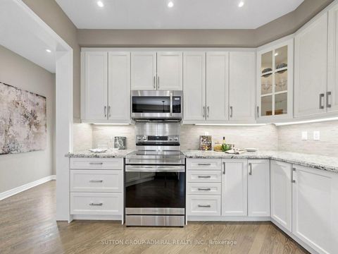 Photo 13 at 36 Canelli Heights Court, Patterson, Vaughan