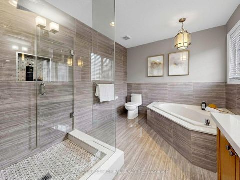 Photo 19 at 36 Canelli Heights Court, Patterson, Vaughan