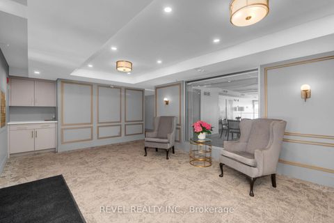 Photo 3 at 304 - 21 Kempenfelt Drive, North Shore, Barrie