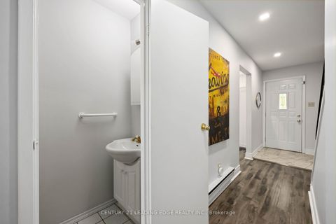 Photo 14 at 18 Rock Fern Way, Don Valley Village, Toronto