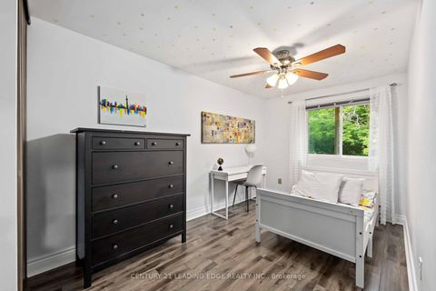 Photo 25 at 18 Rock Fern Way, Don Valley Village, Toronto