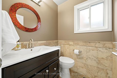 Photo 14 at 29 McGee Crescent, Aurora Highlands, Aurora