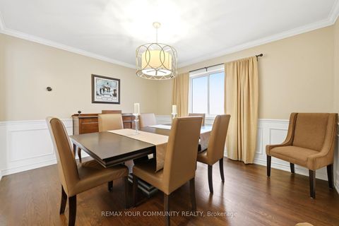 Photo 15 at 29 McGee Crescent, Aurora Highlands, Aurora