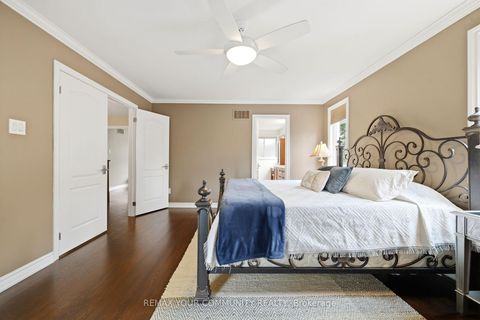 Photo 22 at 29 McGee Crescent, Aurora Highlands, Aurora