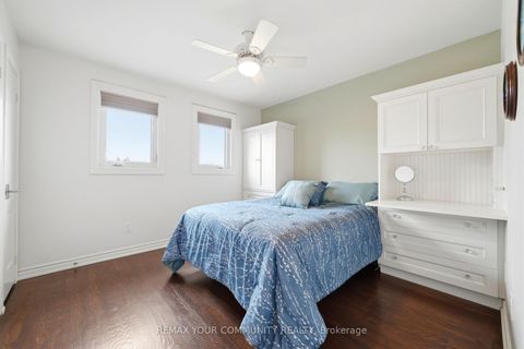 Photo 30 at 29 McGee Crescent, Aurora Highlands, Aurora