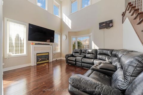 Photo 14 at 101 Oasis Boulevard, Rouge E11, Toronto