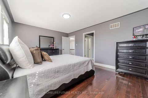 Photo 24 at 101 Oasis Boulevard, Rouge E11, Toronto