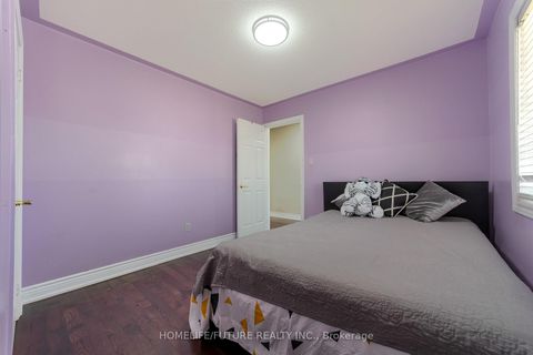 Photo 32 at 101 Oasis Boulevard, Rouge E11, Toronto