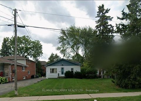 Photo 0 at 63 Oxford Street, Mill Pond, Richmond Hill