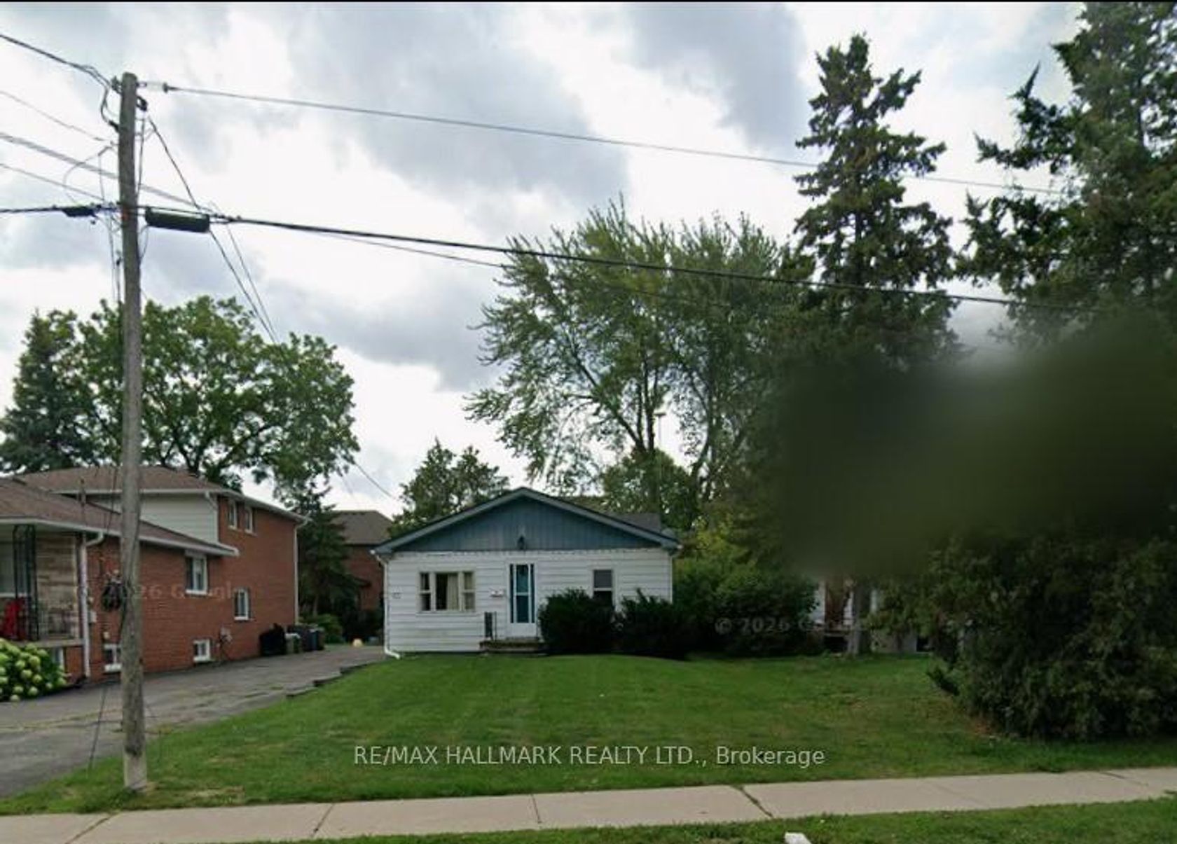 63 Oxford Street, Mill Pond, Richmond Hill photo number 2