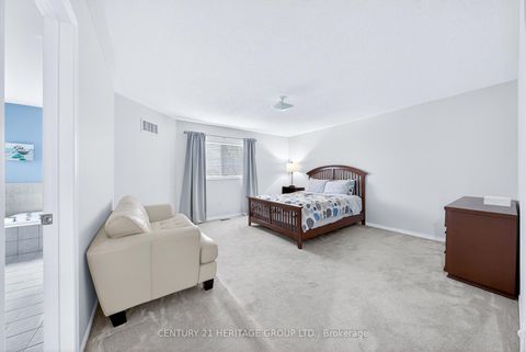 Photo 23 at 489 Menczel Crescent, Summerhill Estates, Newmarket