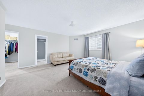 Photo 24 at 489 Menczel Crescent, Summerhill Estates, Newmarket