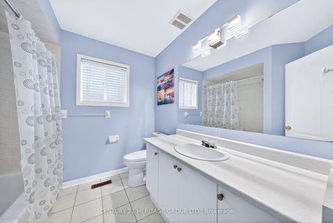 Photo 31 at 489 Menczel Crescent, Summerhill Estates, Newmarket