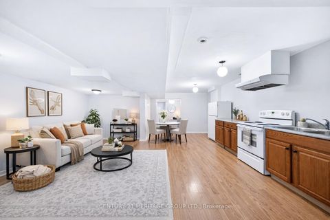 Photo 34 at 489 Menczel Crescent, Summerhill Estates, Newmarket