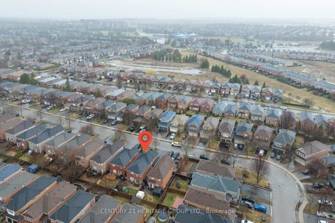 Photo 40 at 489 Menczel Crescent, Summerhill Estates, Newmarket