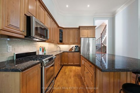 Photo 17 at 487 Spadina Road, Forest Hill South, Toronto