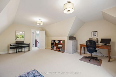 Photo 29 at 487 Spadina Road, Forest Hill South, Toronto