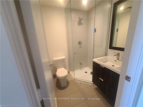 Photo 9 at 120 - 80 Vanauley Street, Chinatown, Toronto