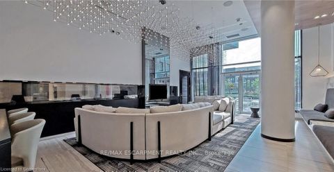 Photo 14 at 120 - 80 Vanauley Street, Chinatown, Toronto