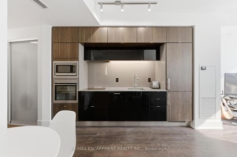 Photo 17 at 3807 - 10 York Street, Waterfront Communities C1, Toronto