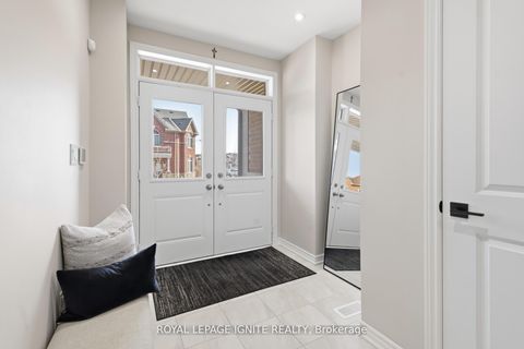 Photo 3 at 255 Moody Drive, Kleinburg, Vaughan