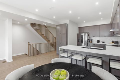 Photo 11 at 255 Moody Drive, Kleinburg, Vaughan