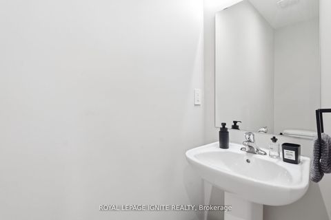 Photo 15 at 255 Moody Drive, Kleinburg, Vaughan