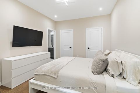 Photo 18 at 255 Moody Drive, Kleinburg, Vaughan