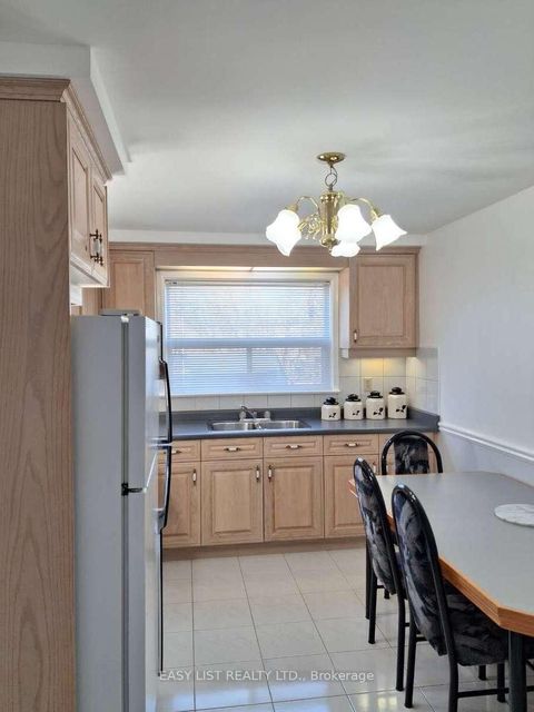 Photo 5 at 6 Brigham Court, Old Rexdale, Toronto