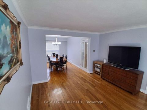 Photo 12 at 6 Brigham Court, Old Rexdale, Toronto