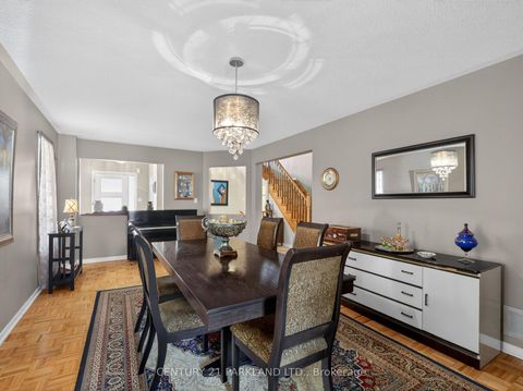 Photo 9 at 181 Purcell Crescent, Maple, Vaughan