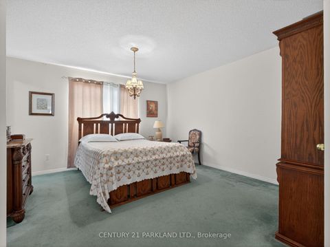 Photo 24 at 181 Purcell Crescent, Maple, Vaughan