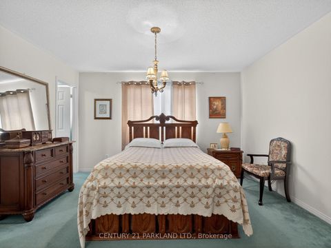 Photo 25 at 181 Purcell Crescent, Maple, Vaughan