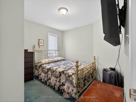 Photo 31 at 181 Purcell Crescent, Maple, Vaughan