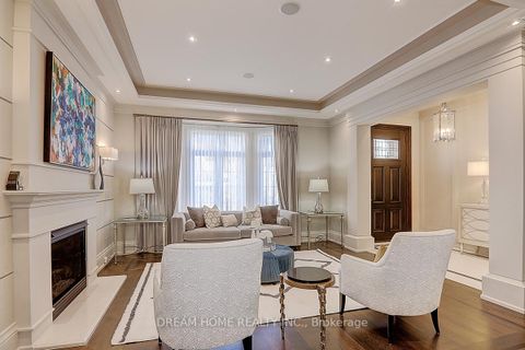 Photo 2 at 225 Dunforest Avenue, Willowdale East, Toronto