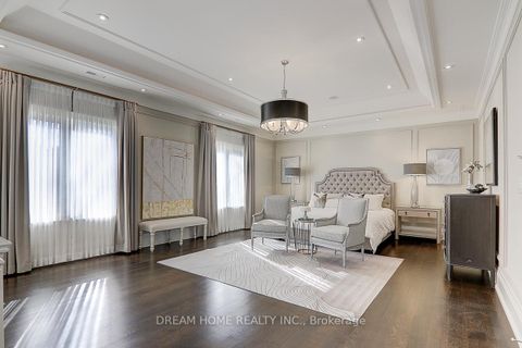Photo 19 at 225 Dunforest Avenue, Willowdale East, Toronto