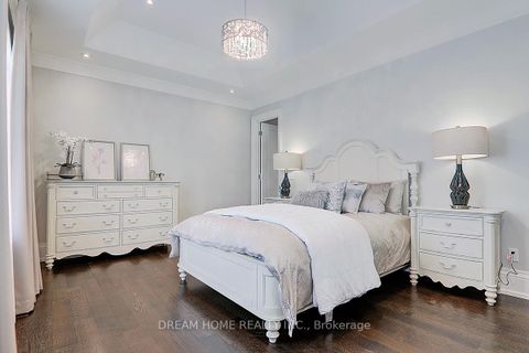Photo 29 at 225 Dunforest Avenue, Willowdale East, Toronto