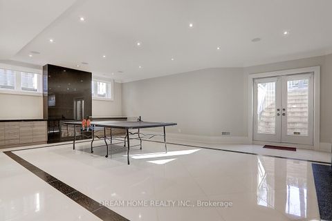 Photo 34 at 225 Dunforest Avenue, Willowdale East, Toronto