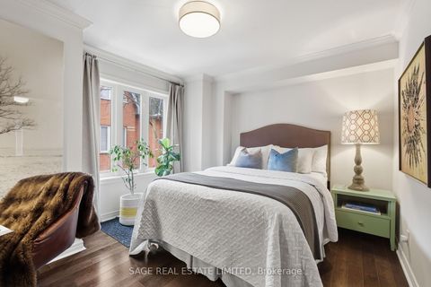 Photo 15 at 6 Old Trillium Lane, Regent Park, Toronto