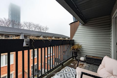 Photo 37 at 6 Old Trillium Lane, Regent Park, Toronto