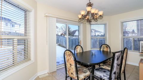 Photo 9 at 62 Birchwood Drive, East Bayfield, Barrie