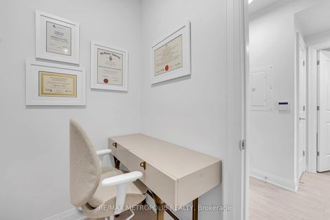 Photo 17 at 509W - 10 Gatineau Drive, Beverley Glen, Vaughan