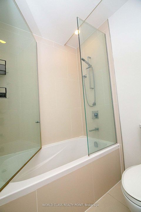 Photo 11 at 1511 - 1 Bloor Street E, Yonge Corridor, Toronto