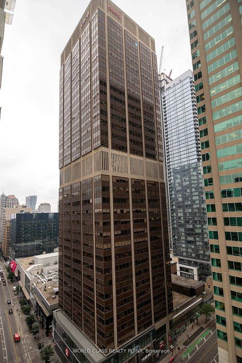Photo 16 at 1511 - 1 Bloor Street E, Yonge Corridor, Toronto